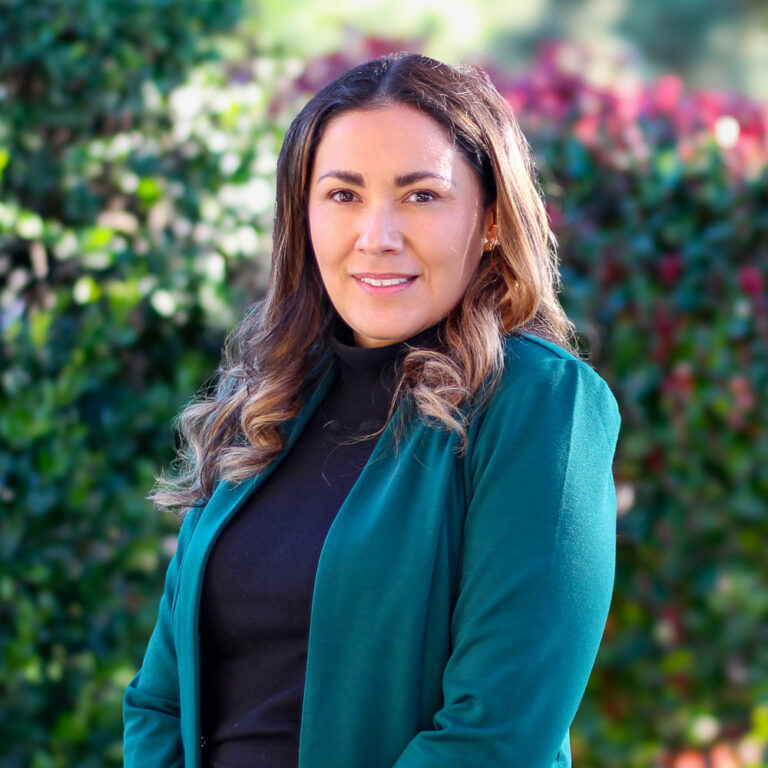 Maria-Reveles-(web)